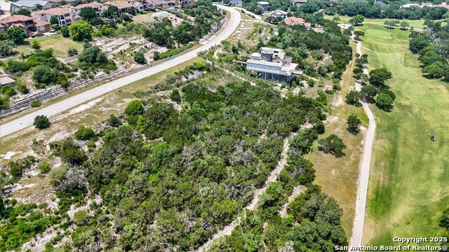 Listing photo id 11 for 17731 Rancho Diana