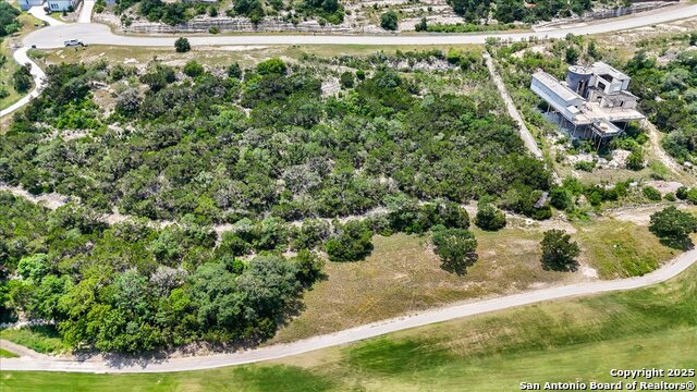 Listing photo id 16 for 17731 Rancho Diana
