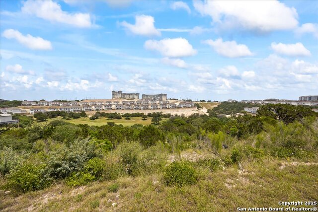 Listing photo id 40 for 17731 Rancho Diana