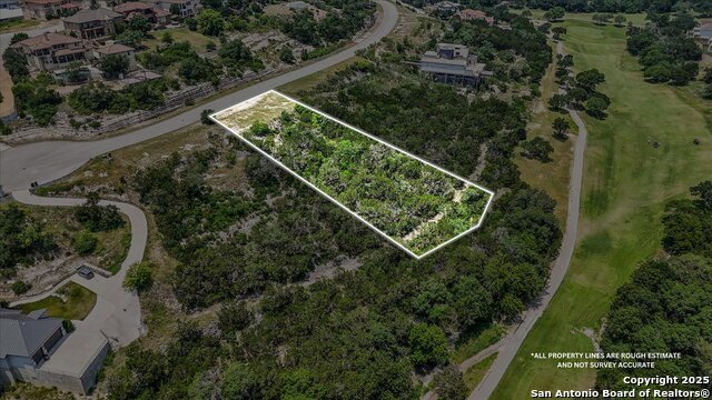 Listing photo id 13 for 17735 Rancho Diana