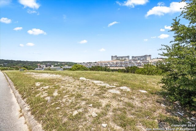 Listing photo id 39 for 17735 Rancho Diana