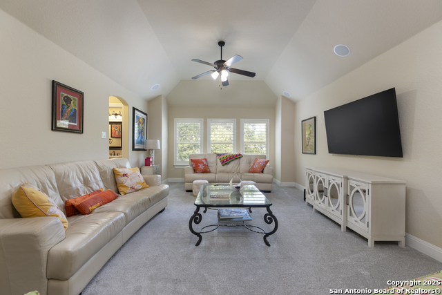Image 27 of 55 For 8918 Irving  