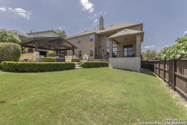 Image 46 of 55 For 8918 Irving  