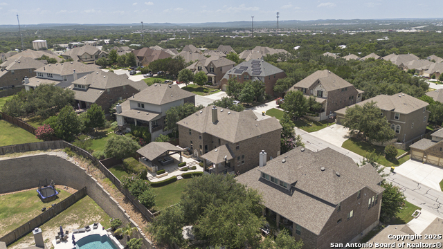 Image 49 of 55 For 8918 Irving  