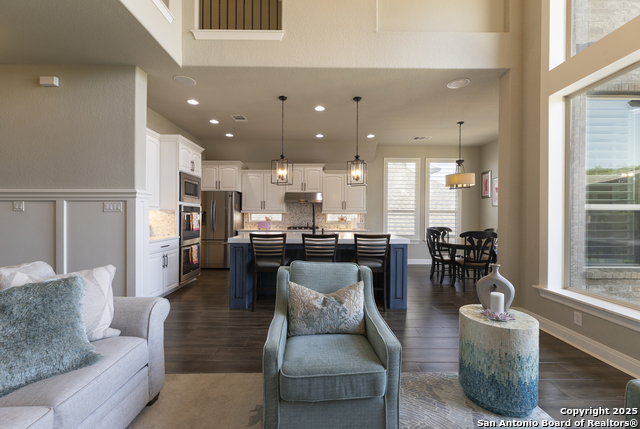 Image 9 of 55 For 8918 Irving  