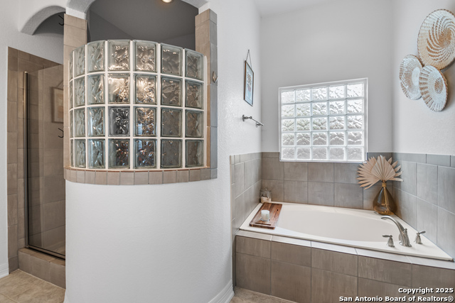 Listing photo id 23 for 7710 Hays Hill