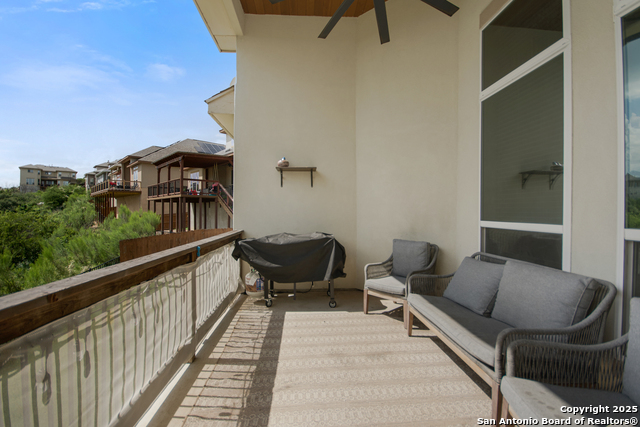 Listing photo id 31 for 7710 Hays Hill