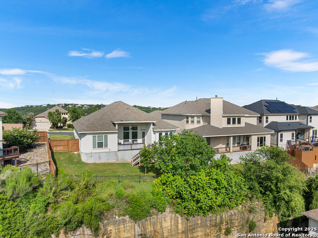 Listing photo id 35 for 7710 Hays Hill