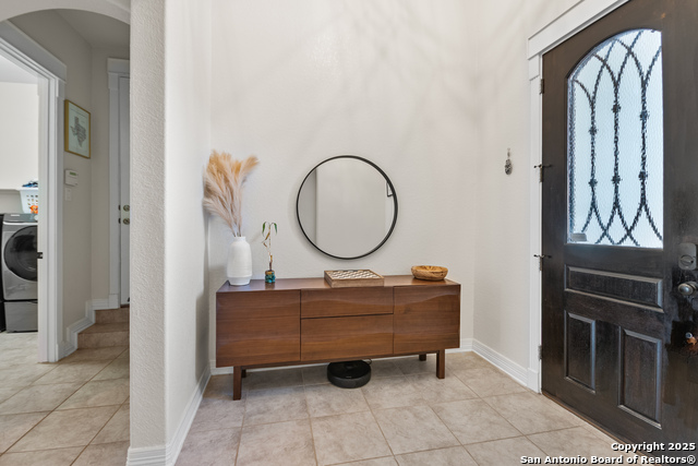 Listing photo id 4 for 7710 Hays Hill
