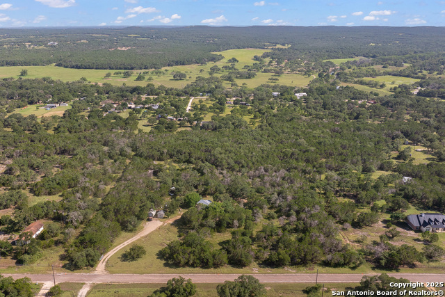 Image 27 of 27 For 1060 Forest View Dr