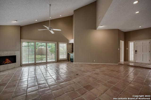 Image 11 of 25 For 2503 Chestnut Bend