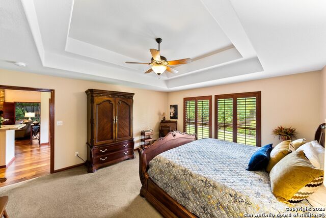 Listing photo id 18 for 2250 Providence