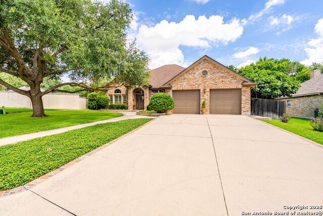 Listing photo id 1 for 2250 Providence