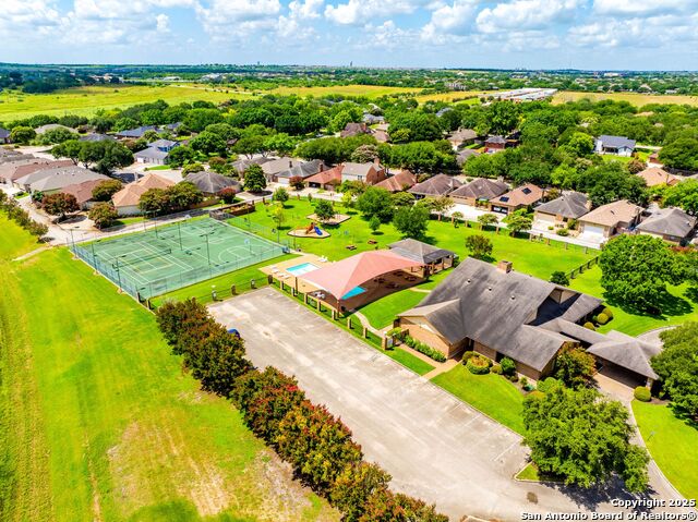 Listing photo id 39 for 2250 Providence