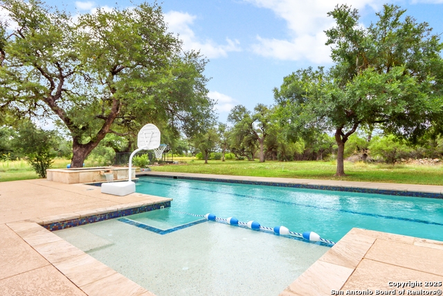 Image 44 of 53 For 2900 Rimrock