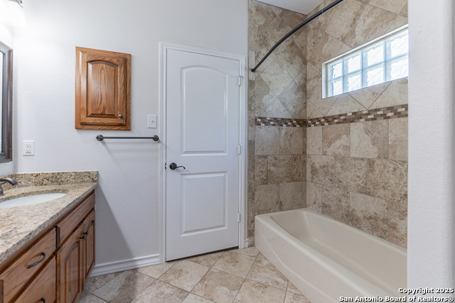 Listing photo id 10 for 46 Sable