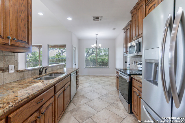 Listing photo id 5 for 46 Sable