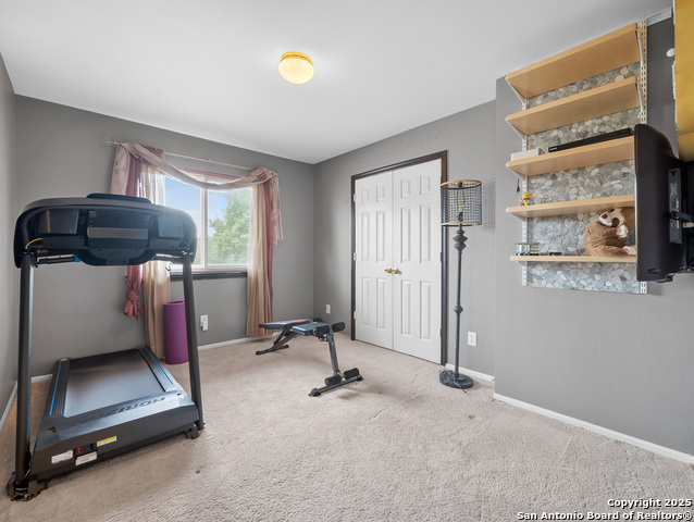 Listing photo id 29 for 4443 Canary Bnd