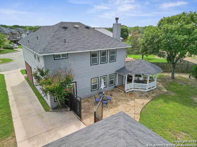 Listing photo id 40 for 4443 Canary Bnd