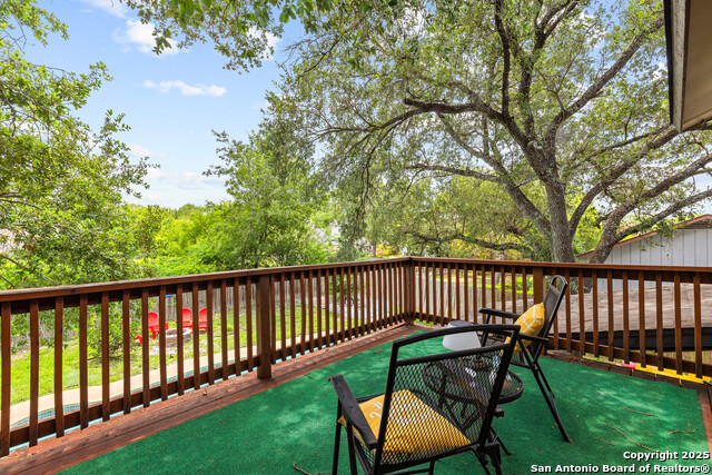 Listing photo id 23 for 13914 Woodbreeze