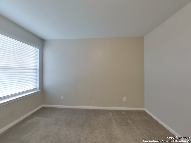 Image 13 of 15 For 3835 Southton