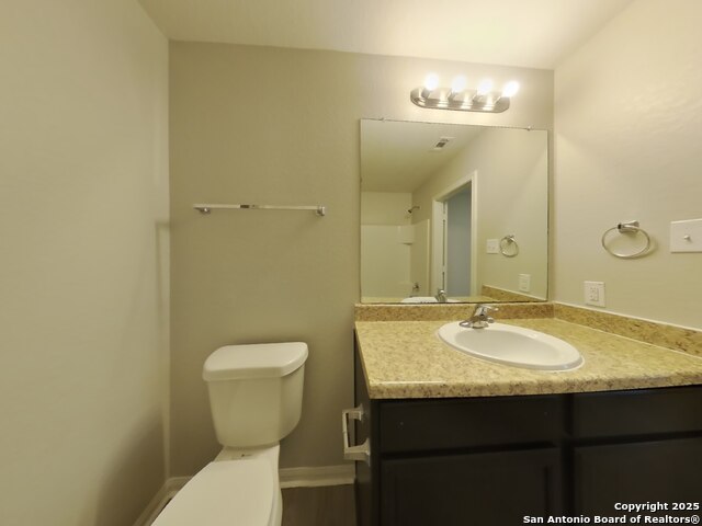 Image 8 of 15 For 3835 Southton