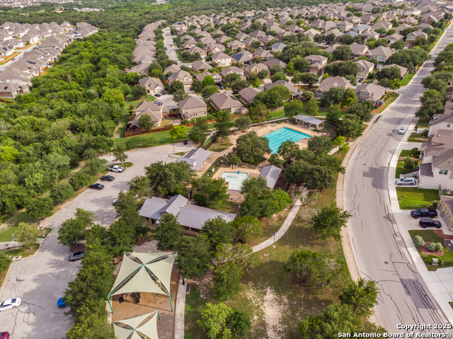 Listing photo id 8 for 12606 Ozona