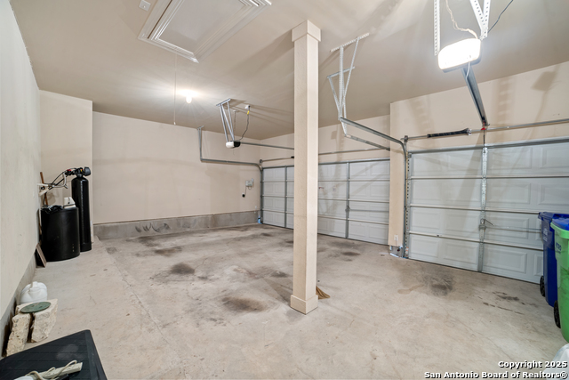 Listing photo id 36 for 12606 Ozona