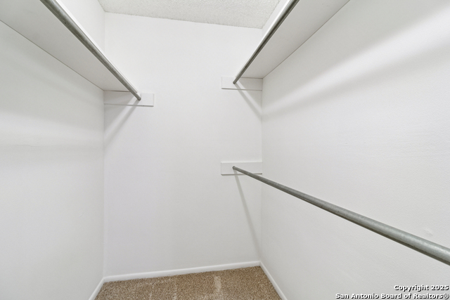 Image 14 of 41 For 2107 Orange Blossom St