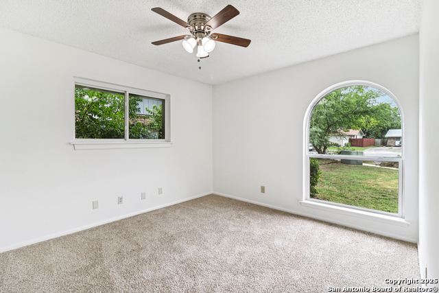 Image 19 of 41 For 2107 Orange Blossom St