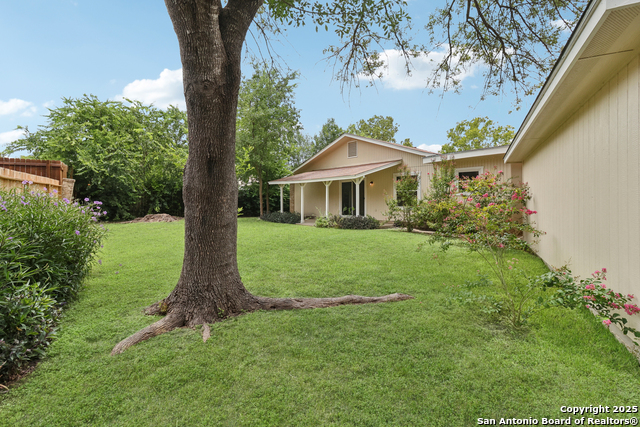 Image 32 of 41 For 2107 Orange Blossom St