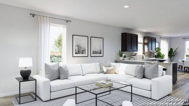 Listing photo id 6 for 2039 Olivia Drive