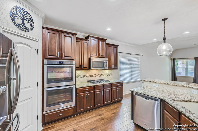 Listing photo id 8 for 28426 Joanie Kay