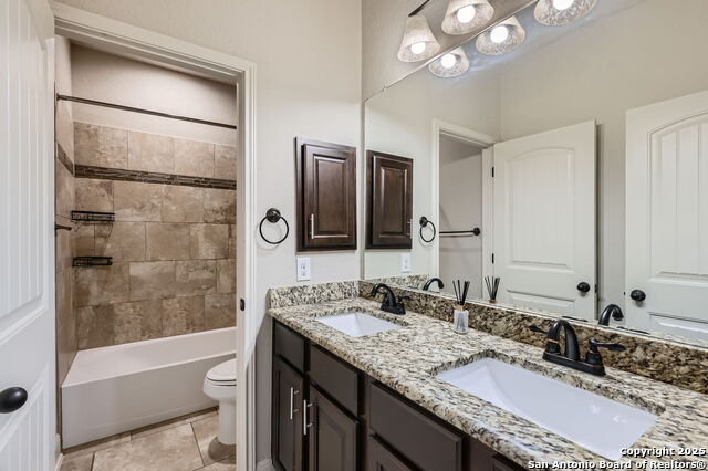 Listing photo id 18 for 28426 Joanie Kay