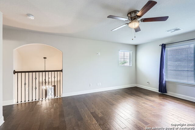 Listing photo id 21 for 28426 Joanie Kay