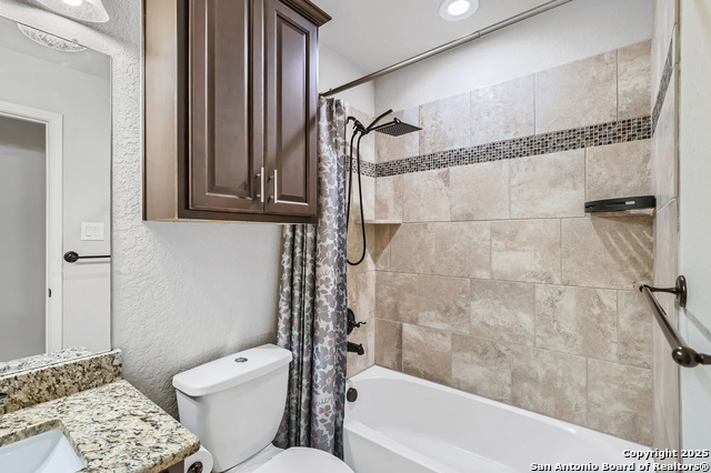 Listing photo id 22 for 28426 Joanie Kay