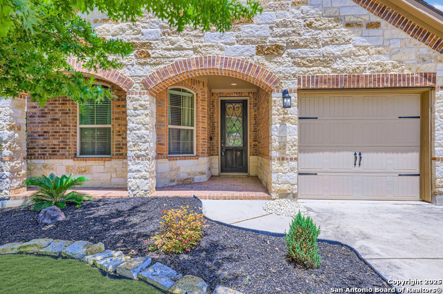 Listing photo id 1 for 28426 Joanie Kay