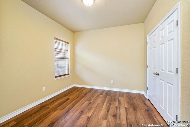 Image 15 of 20 For 9835 Amberg Path