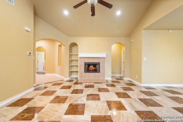 Image 4 of 20 For 9835 Amberg Path