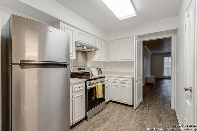 Image 12 of 23 For 7926 Broadway  101
