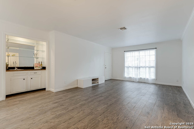 Image 3 of 23 For 7926 Broadway  101
