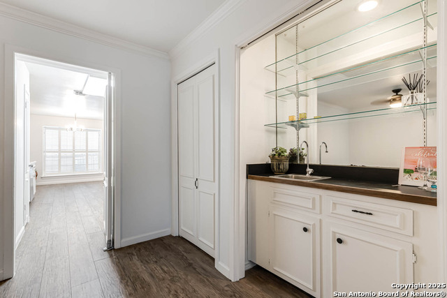 Image 9 of 23 For 7926 Broadway  101