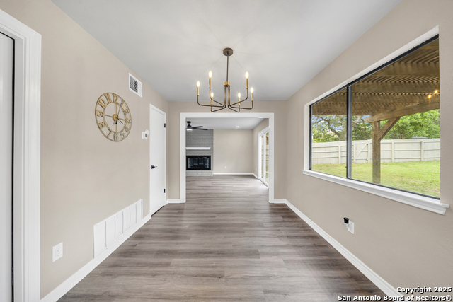 Listing photo id 17 for 7290 Shadow Ridge