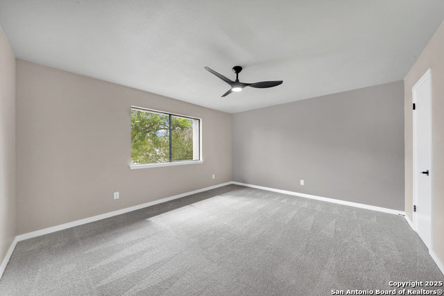 Listing photo id 19 for 7290 Shadow Ridge