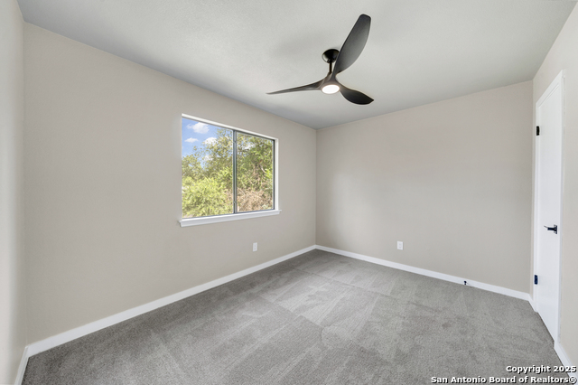 Listing photo id 23 for 7290 Shadow Ridge