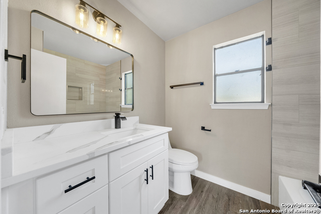 Listing photo id 25 for 7290 Shadow Ridge