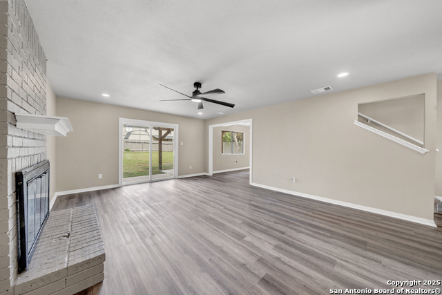 Listing photo id 5 for 7290 Shadow Ridge