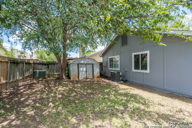 Image 29 of 32 For 7307 Brandyridge
