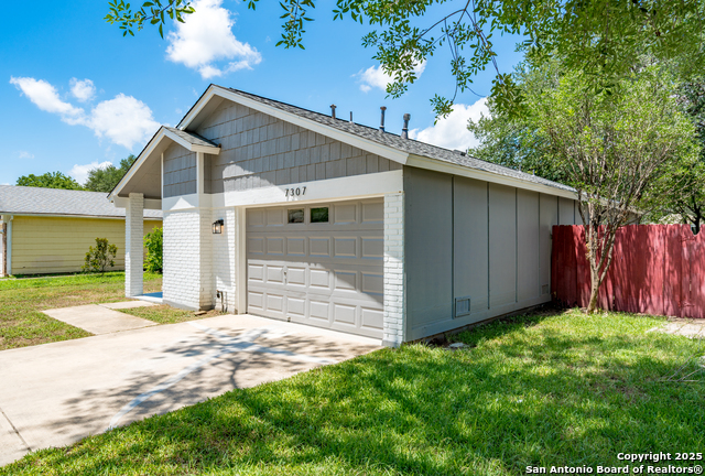 Image 31 of 32 For 7307 Brandyridge
