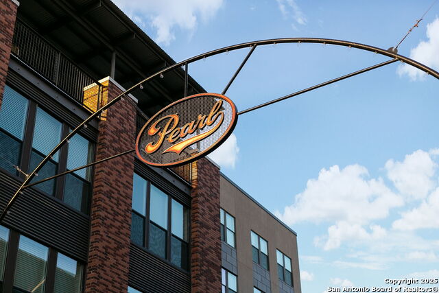 Image 41 of 42 For 215 Center St 1104